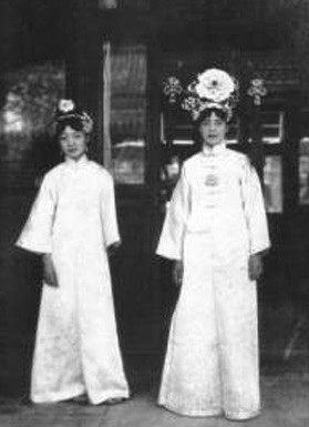 <em>末代皇帝溥仪</em>和他五个<em>女人</em>的那些事儿-纪实台